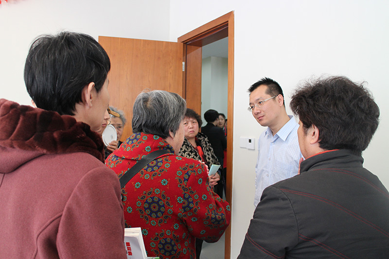 大家向李主任咨詢問題6.jpg