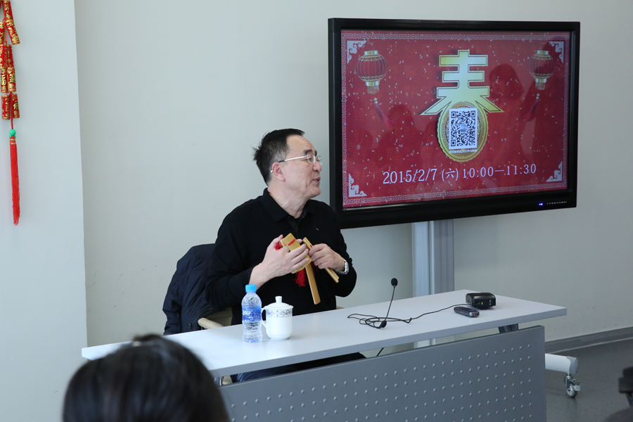 李館長現(xiàn)場表演快板4.jpg